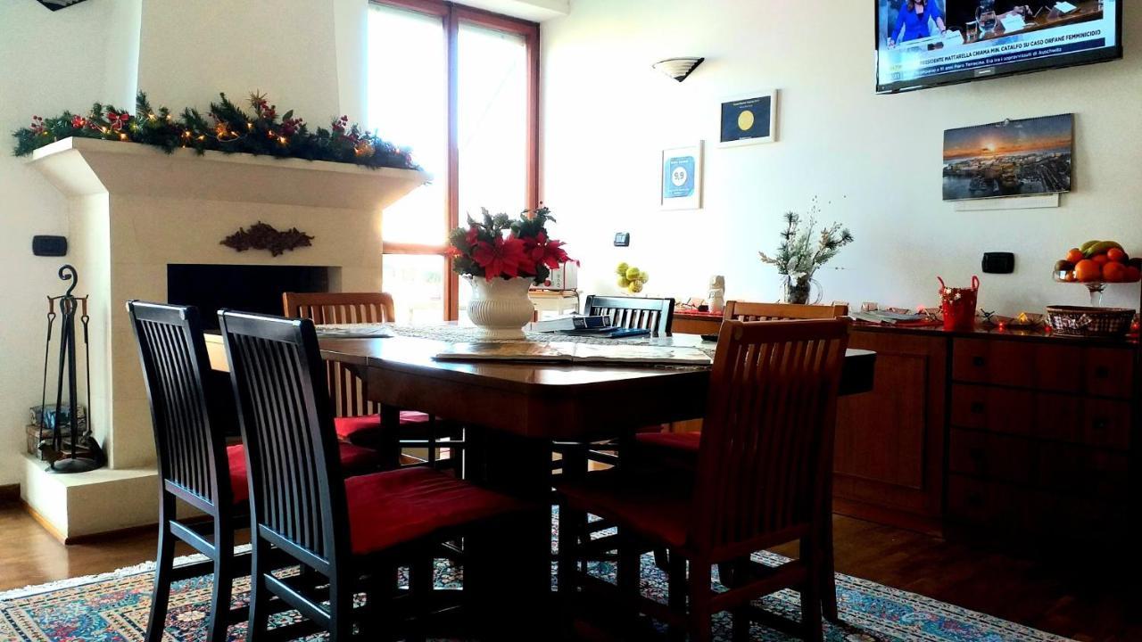 레체 Attico Barocco B&B 외부 사진